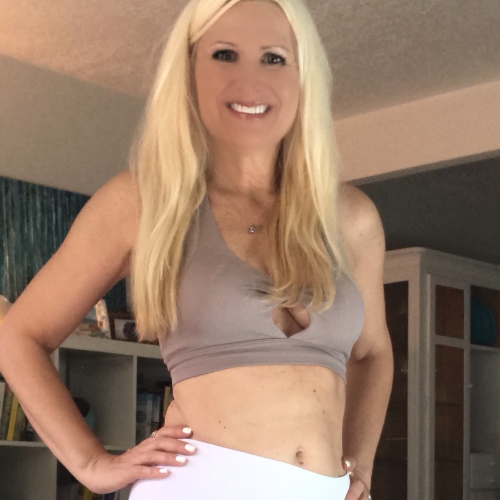 🤩Stone Ribbed Athletic Bra🌟 - Picture 3 of 4